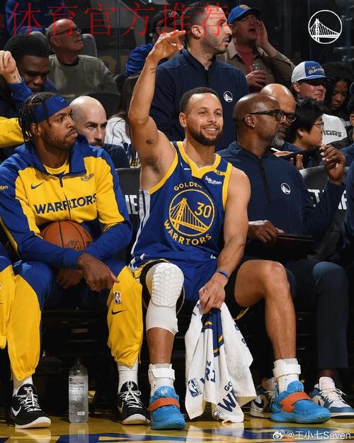 常规赛12月13日:森林狼VS勇士 库里集锦 常规赛12月13日:森林狼VS勇士 库里集锦